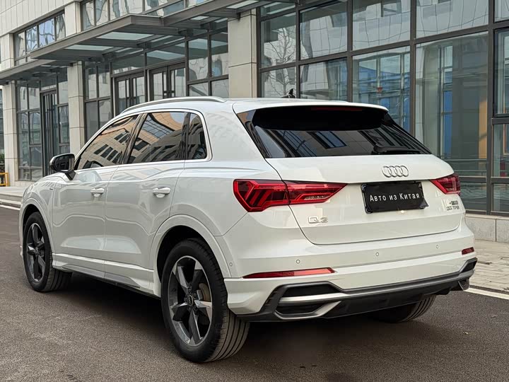 Фото 6 - Audi Q3