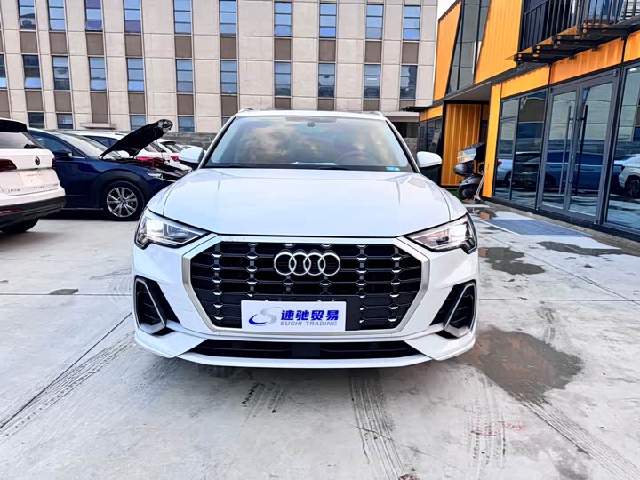 Фото 2 - Audi Q3
