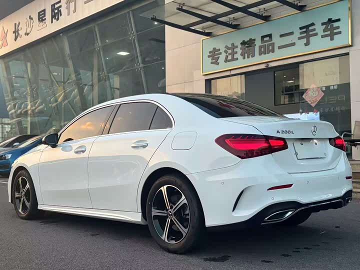 Фото 9 - Mercedes-Benz A-Class