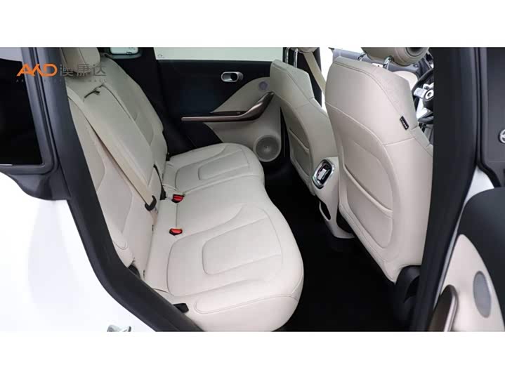 Фото 8 - Smart #1