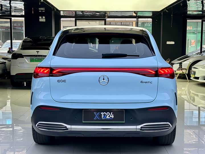 Фото 5 - Mercedes-Benz EQE SUV