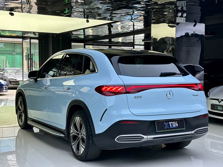 Фото 6 - Mercedes-Benz EQE SUV