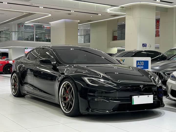 Фото 3 - Tesla Model S