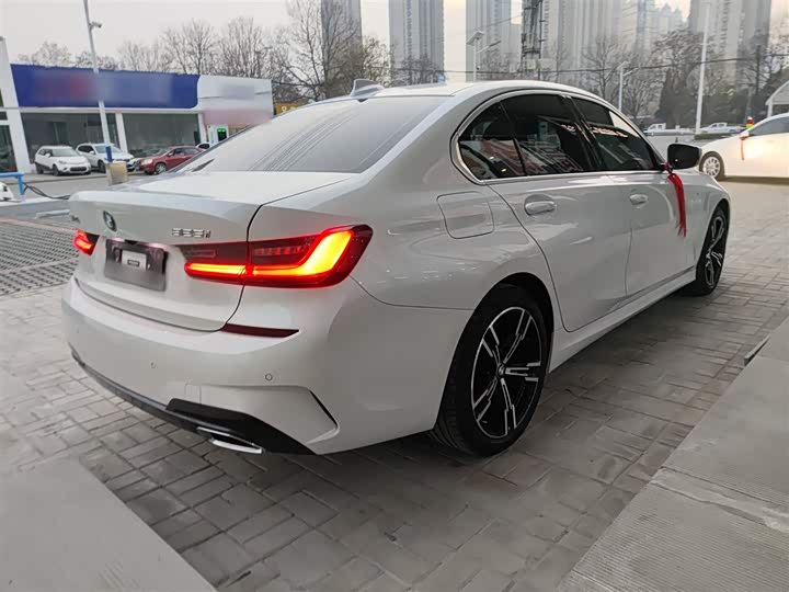 Фото 7 - BMW 3 Series