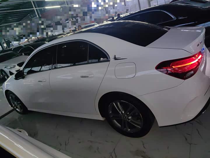 Фото 5 - Mercedes-Benz A-Class