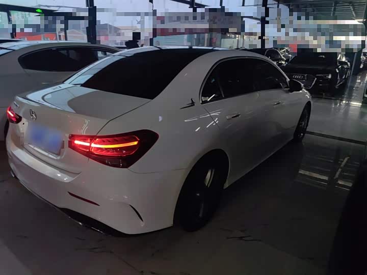 Фото 7 - Mercedes-Benz A-Class