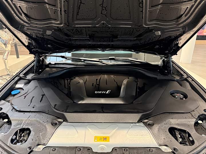 Фото 4 - BMW iX3