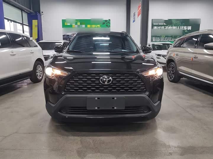 Фото 3 - Toyota Corolla Cross