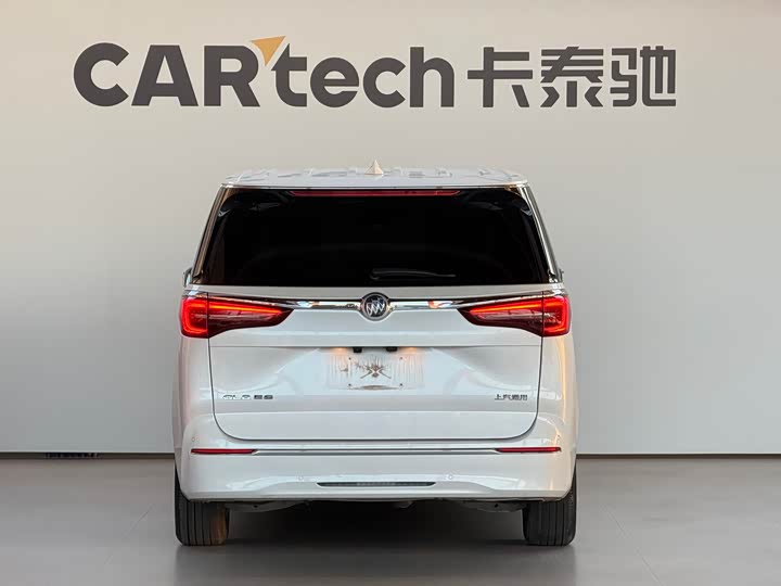 Фото 6 - Buick GL8 ES