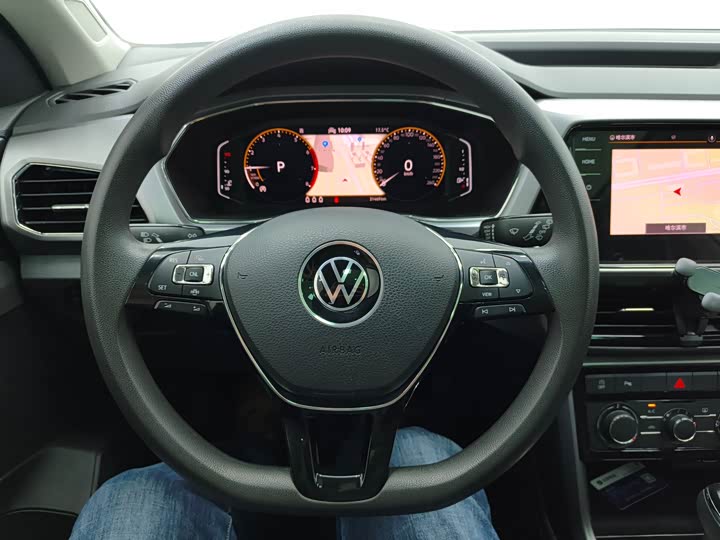Фото 5 - Volkswagen T-Cross