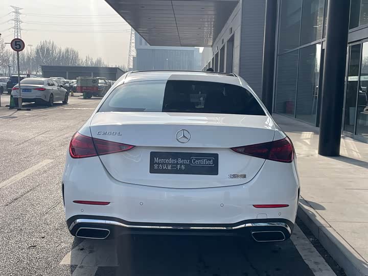 Фото 4 - Mercedes-Benz C-Class