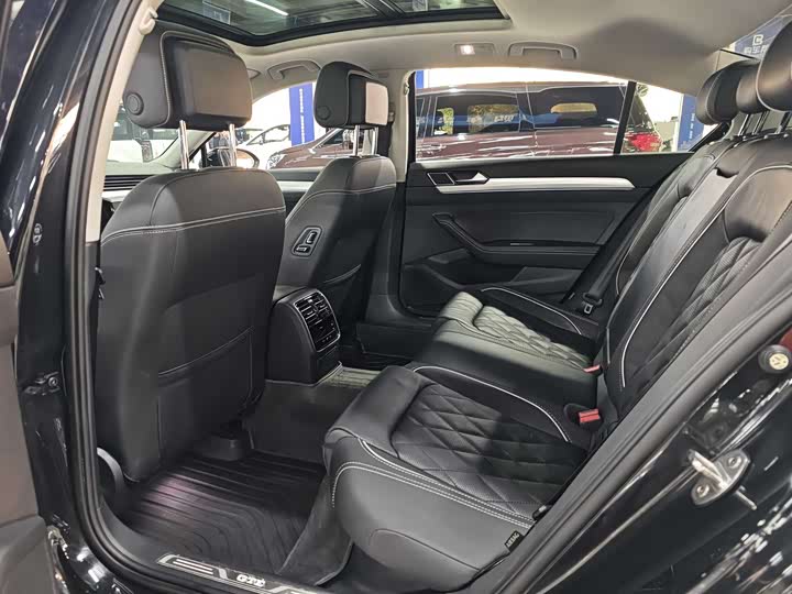 Фото 5 - Volkswagen Magotan GTE Hybrid