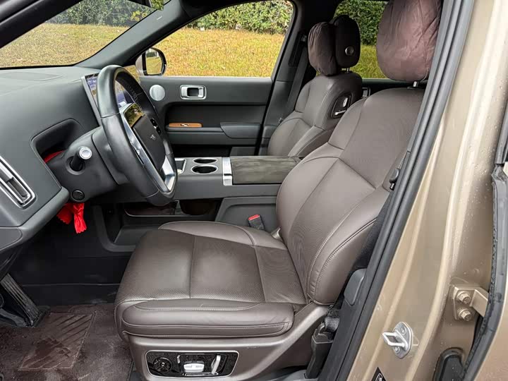 Фото 8 - LiXiang L8