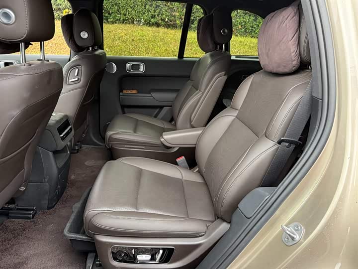 Фото 9 - LiXiang L8