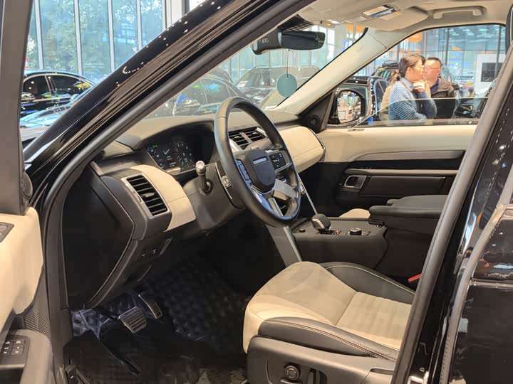 Фото 7 - Land Rover Discovery