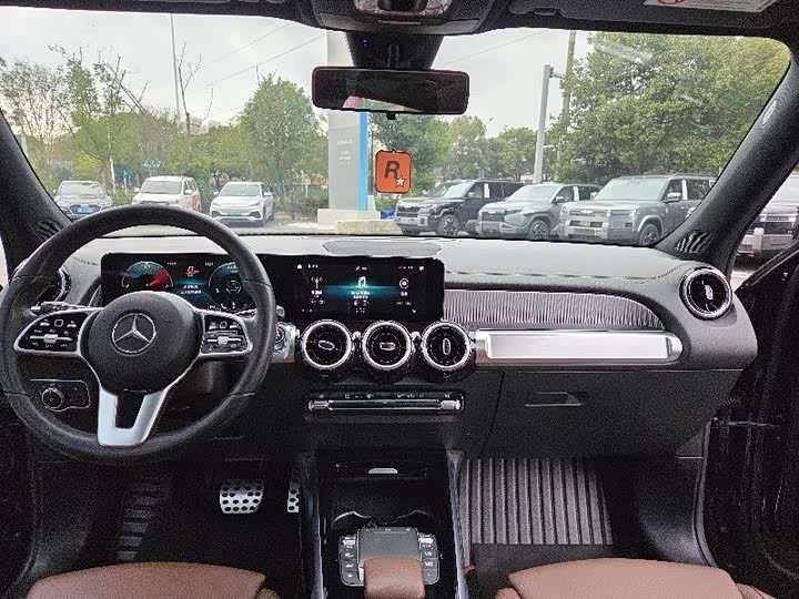 Фото 5 - Mercedes-Benz GLB-Class