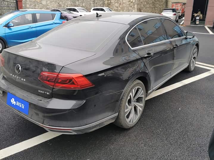 Фото 3 - Volkswagen Magotan