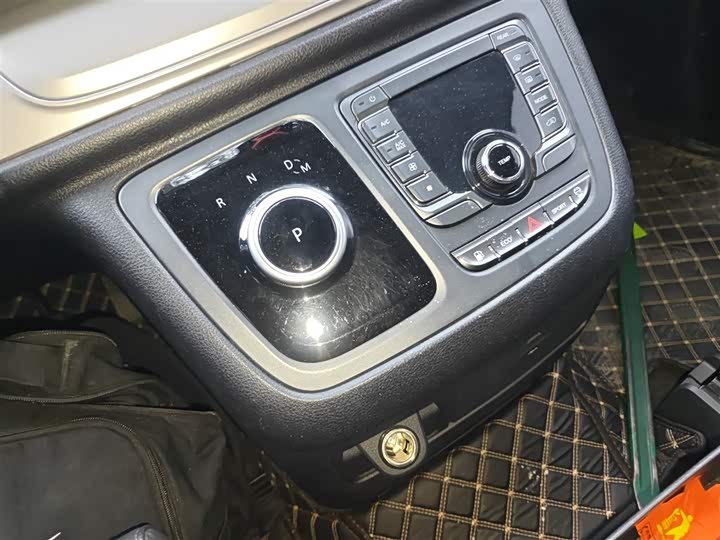 Фото 6 - Maxus G20