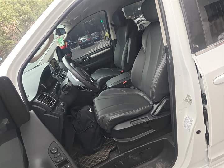 Фото 7 - Maxus G20