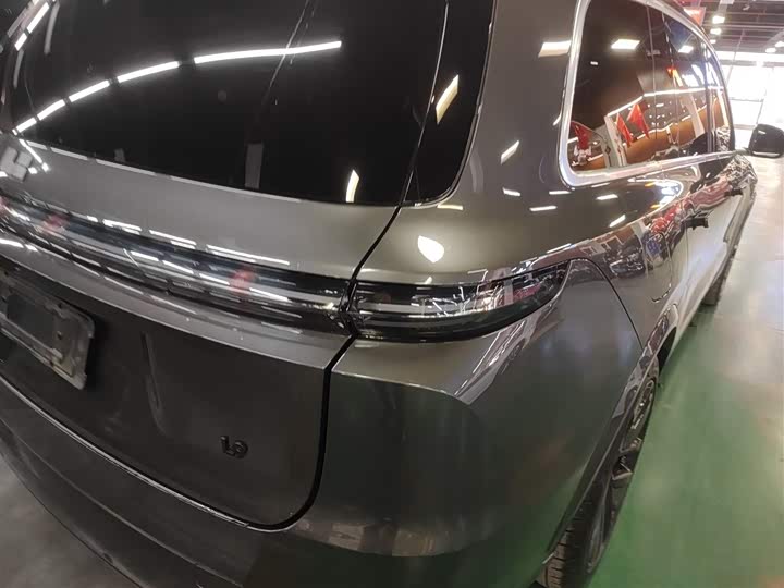 Фото 8 - LiXiang L9