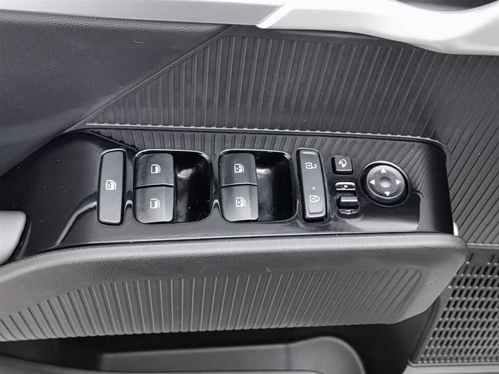 Фото 9 - Hyundai ix35 (Mufasa)