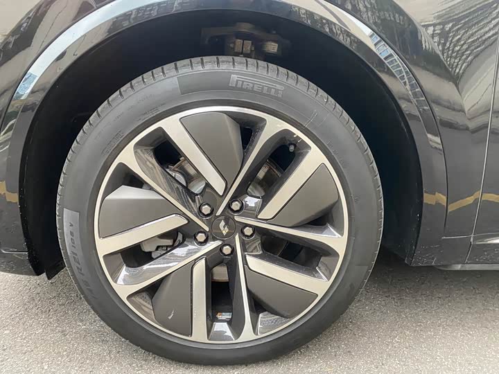 Фото 7 - LiXiang L9