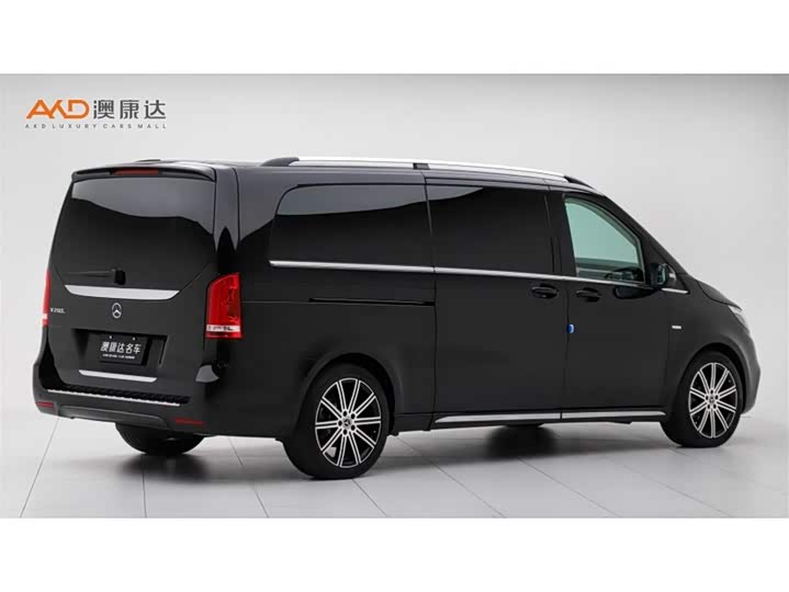 Фото 3 - Mercedes-Benz V-Class