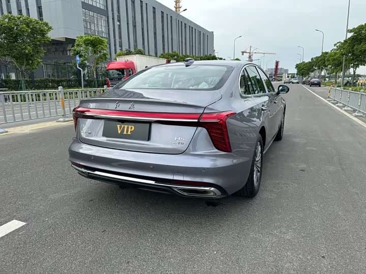 Фото 7 - Hongqi H5