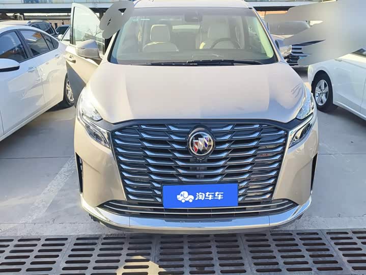 Фото 2 - Buick GL8 ES