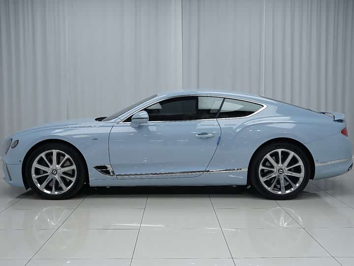 Фото 3 - Bentley Continental GT