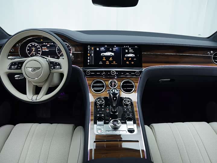 Фото 4 - Bentley Continental GT