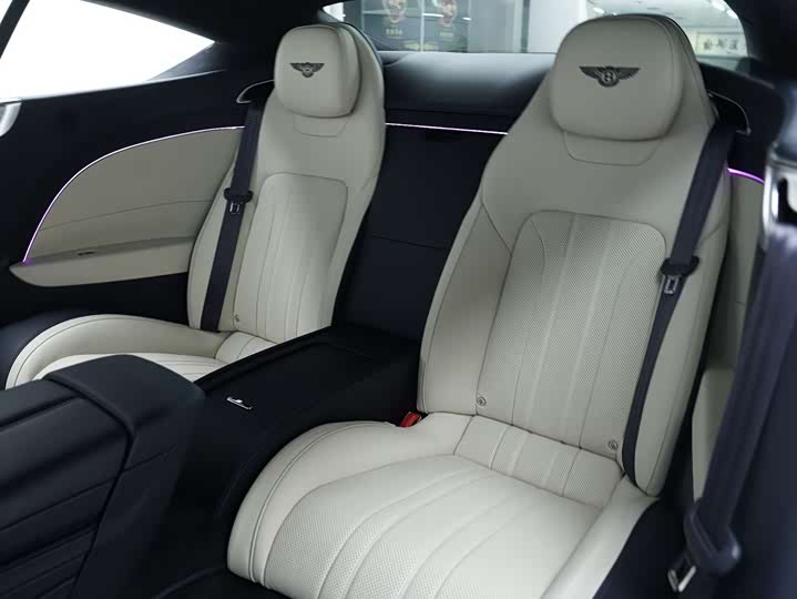 Фото 6 - Bentley Continental GT