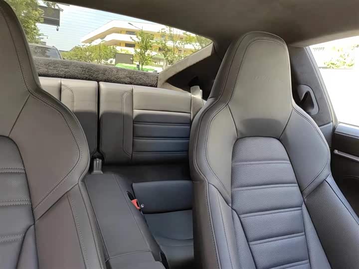 Фото 6 - Porsche 911