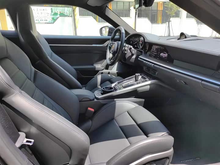 Фото 7 - Porsche 911