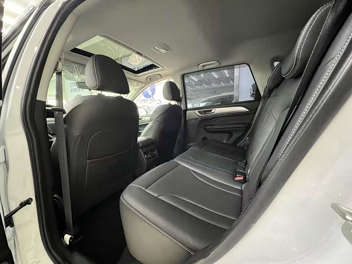 Фото 7 - Haval M6