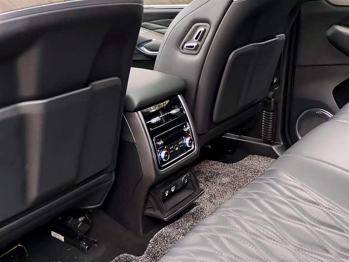 Фото 9 - Tank 500