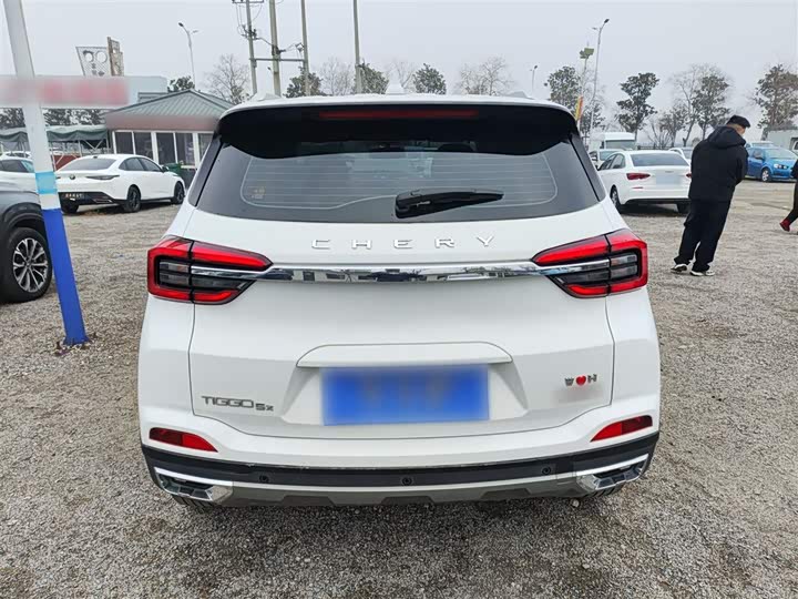 Фото 6 - Chery Tiggo 5x