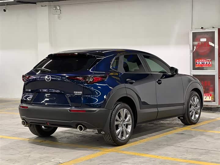Фото 5 - Mazda CX-30