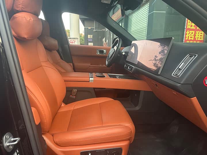 Фото 8 - LiXiang L8