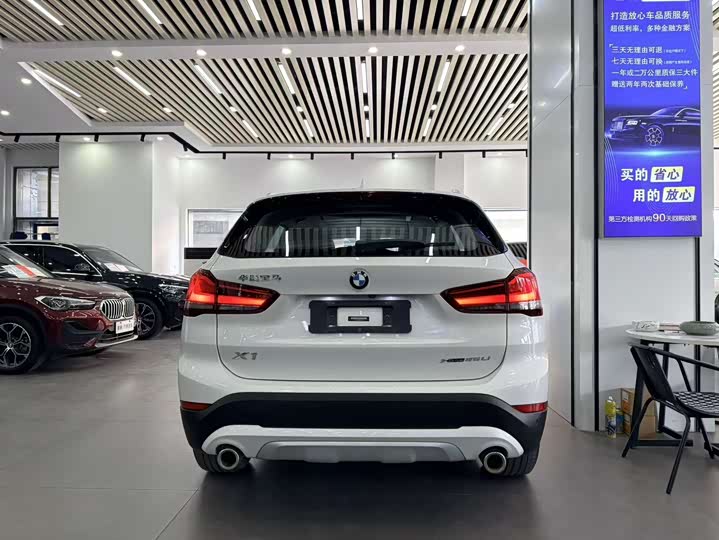 Фото 5 - BMW X1