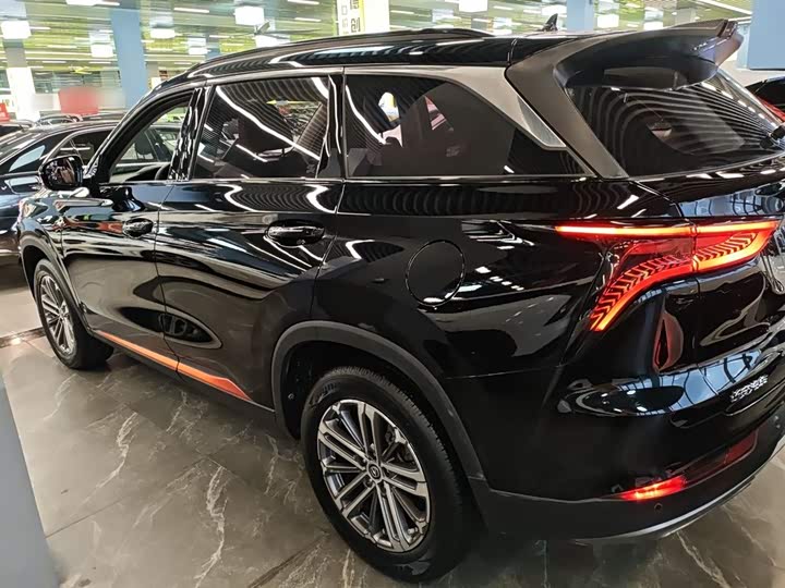 Фото 5 - Changan CS75 Plus