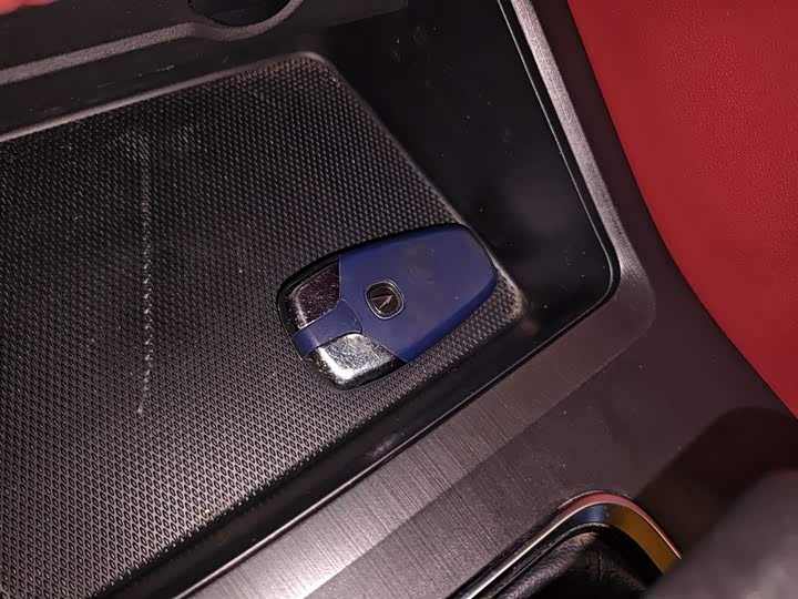 Фото 9 - Changan CS75 Plus