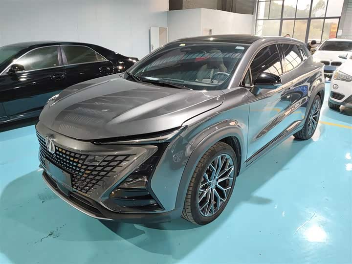 Фото 2 - Changan UNI-T