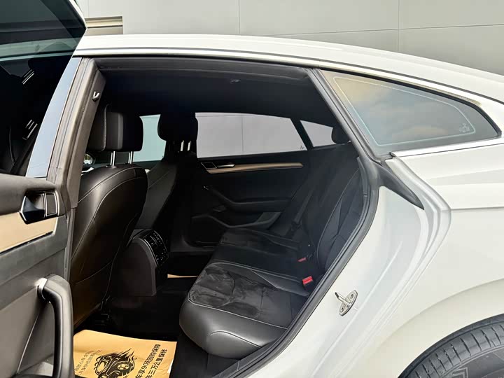 Фото 8 - Volkswagen CC