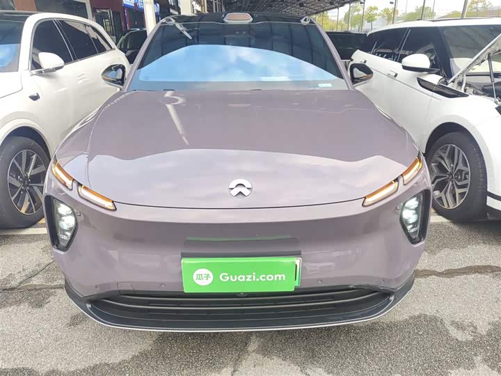 Фото 3 - Nio EC6