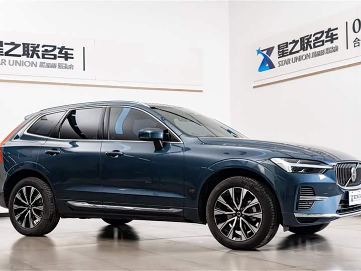 Фото 7 - Volvo XC60