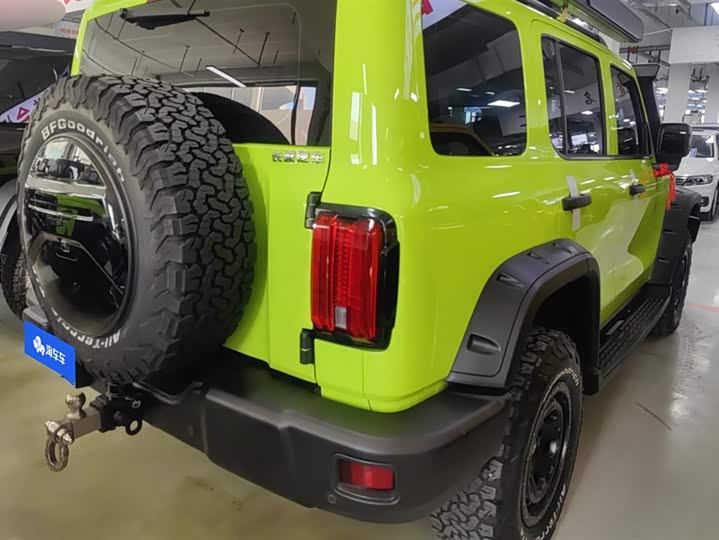 Фото 3 - Tank 300