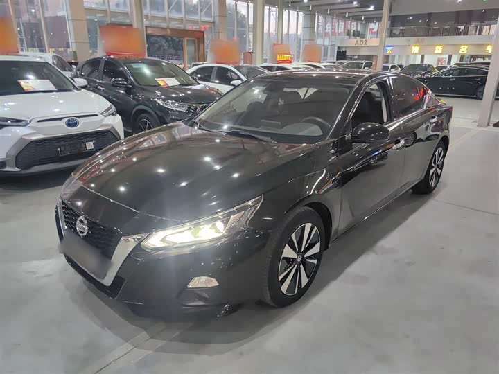 Фото 2 - Nissan Teana