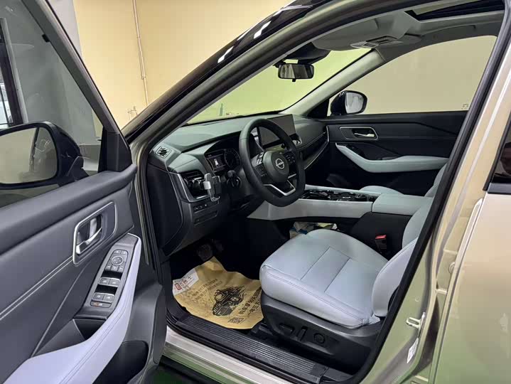 Фото 5 - Nissan X-Trail