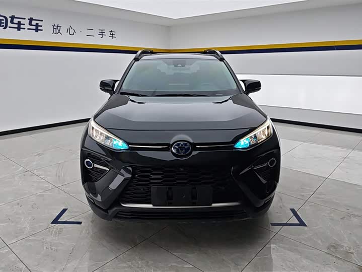 Фото 2 - Toyota Wildlander